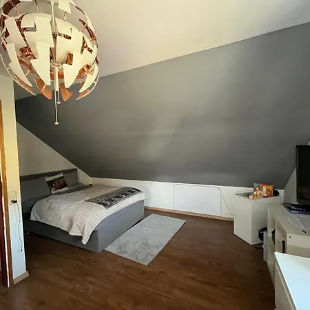 Messezimmer *